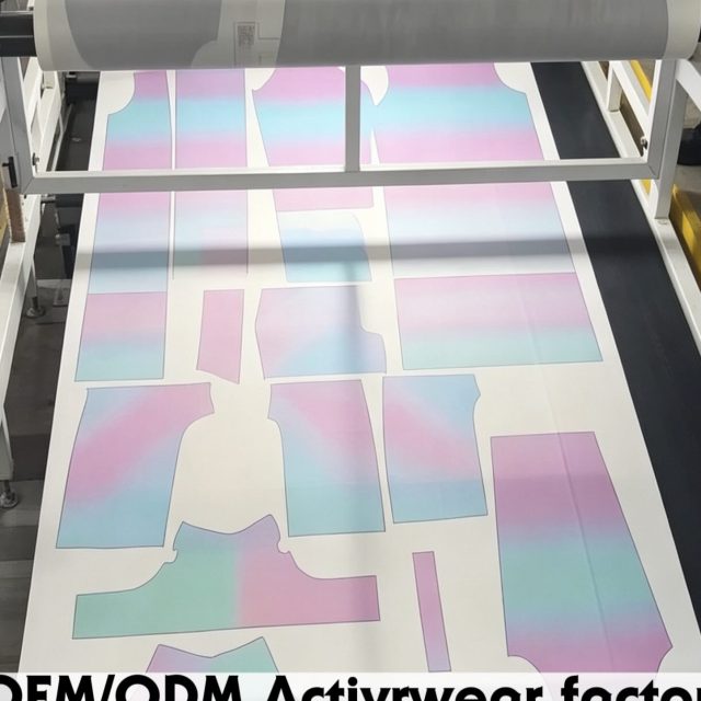 Unlimited custom digital position printing for yoga outfits!
Print any pattern you imagine on sports bras, leggings & tanks.
One-stop OEM & ODM service for global fitness brands.
Message us to start your custom line.

#CustomSublimation #PrintedYogaSets #WholesaleActivewear #YogaApparelFactory #CustomGymWear